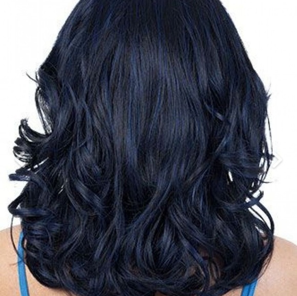 Swiss silk lace wig - Picture 3 of 3